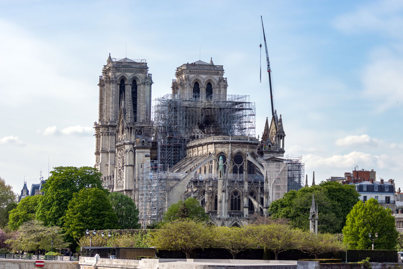 Et si l’incendie de Notre-Dame de Paris avait éveillé les consciences sur le risque plomb